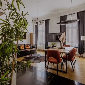 Apartment Golden Pearl - Main Square, 100 Sqm, 4, Krakow